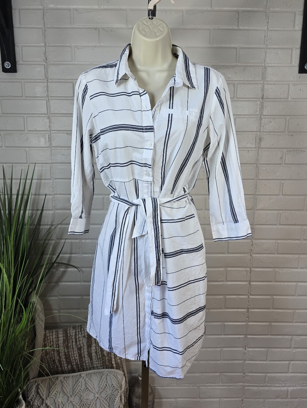 Ecru White and Navy Long Sleeve Button Up Shirt Dress Medium